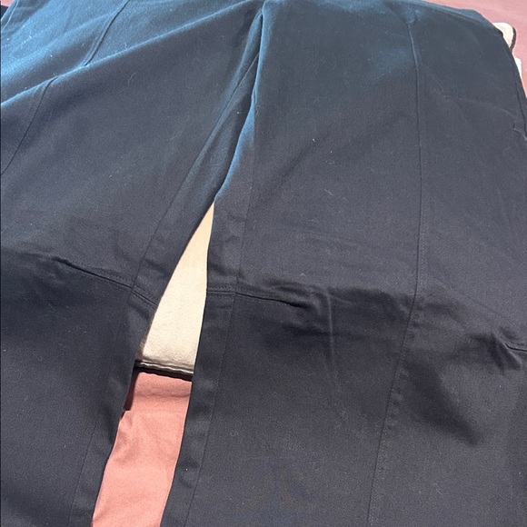 Woolrich women’s dark green Trousers - Picture 6 of 9